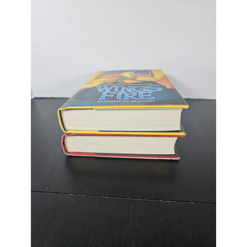 Tui T. Sutherland - Wings Of Fire Series Hardcover Books Lot Of 2 NEW